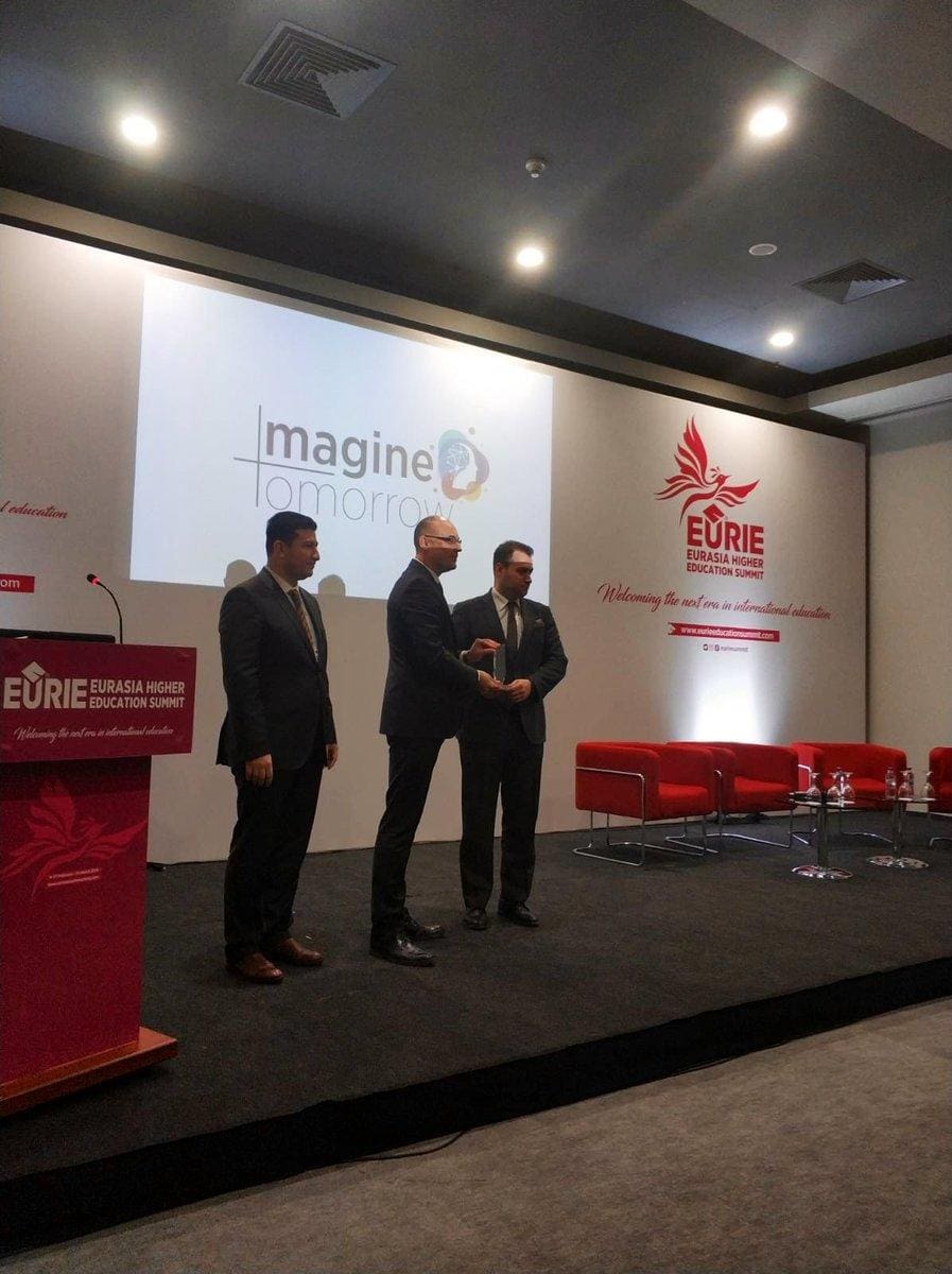 Yılın Girişim Hızlandırma Merkezi Ödülü