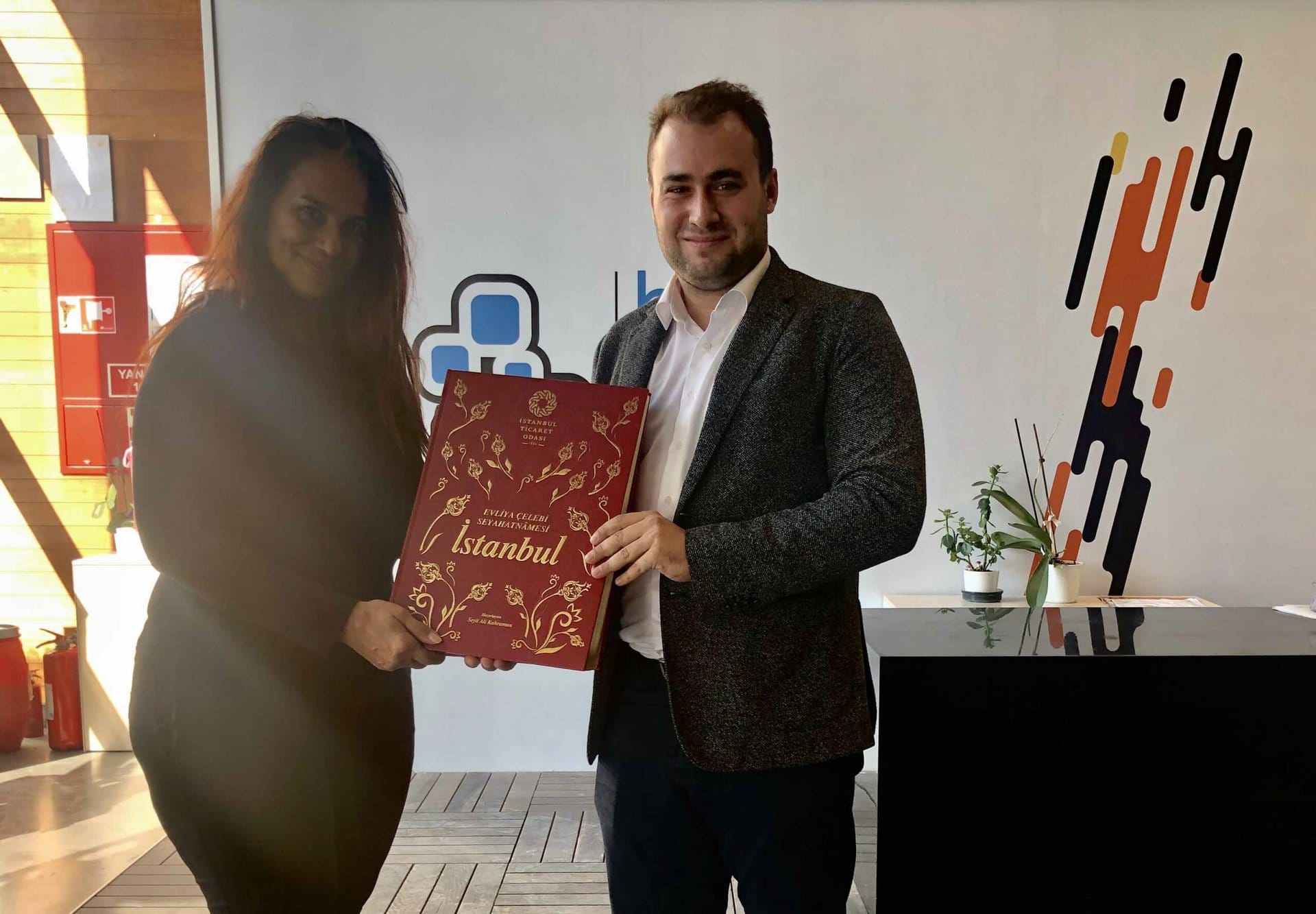 Yatırımcı Hande Enes BTM’yi Ziyaret Etti