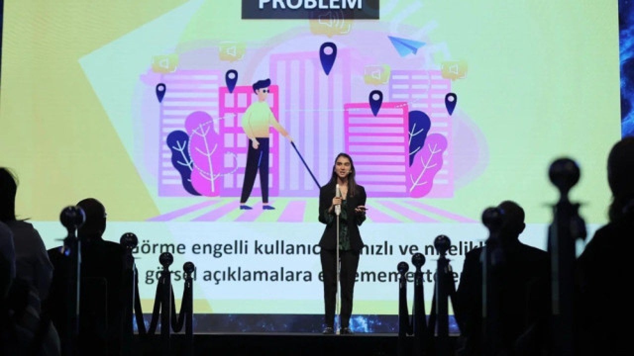 Görme engellilere görüş kazandırıyor