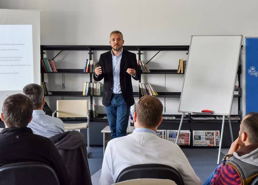 BTM Girişimcileri Dijital Pazarlama Eğitimi ile Projelerini Geliştirmeye Devam Ediyor!
