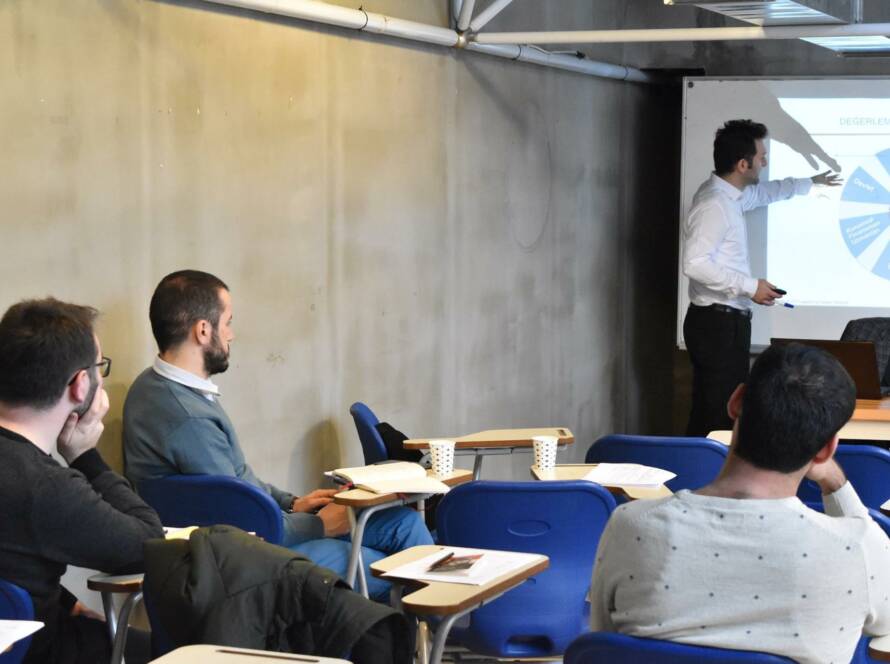 Şirket Evlilikleri ve Şirketin Geleceğine Yatırım Eğitimi