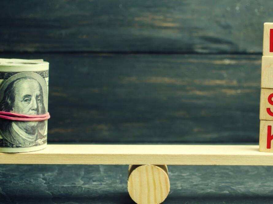 Risk Yönetimi ve Finansal Güvenlik