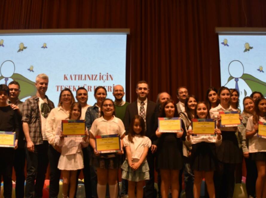 Çocuklar BTM Sahnesi