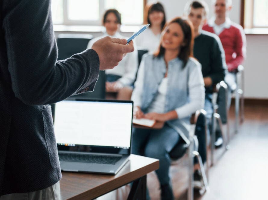 Ücretli ve Ücretsiz Girişimcilik Eğitimi Alabileceğiniz Platformlar